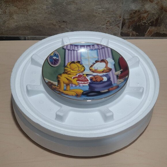 Garfield Calendar May Plate Jim Davis Plate No A 1444 Danbury Mint - Picture 2 of 14